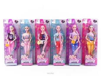 LALKA W SPODNIACH DŁUGI WARKOCZ 35X12 CM 7036