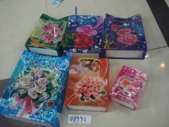 TOREBKA PREZENTOWA TWORZYWO PLASTIKOWE 12 SZT 2716