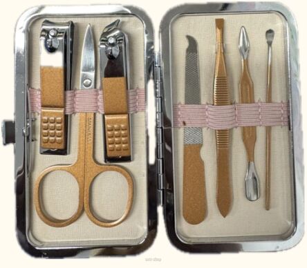 ZESTAW DO PAZNOKCI ETUI PASTEL BEŻ / ZIE 10X6 4804