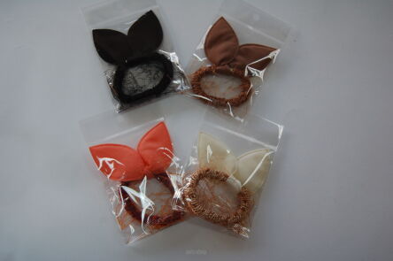 IX GUMKA DO WŁOSÓW (12) USZKA (A)