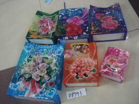 TOREBKA PREZENTOWA TWORZYWO PLAST. 12 SZT 2713 NN